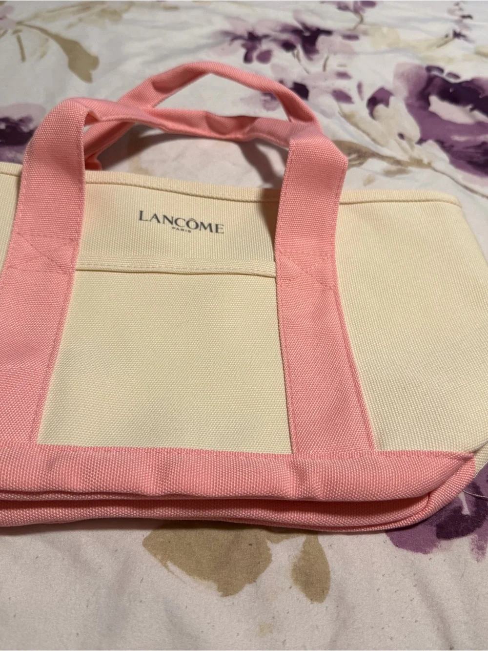 New Lancôme Pink Canvas Tote with Skincare & Makeup Set